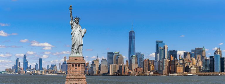 statue-liberty-panorama-scene-new-york-cityscape-river-side-which-location-is-lower-manhattan-united-state-america-usa-architecture-building-with-tourist-min